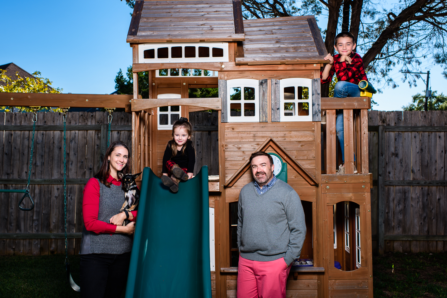 backyard family portraits by austin photographer