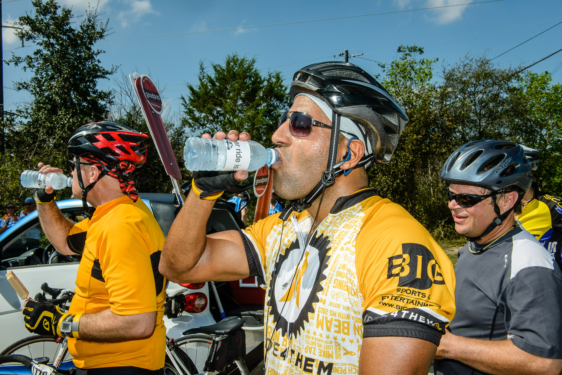 Livestrong-Challenge-15th-anniversary-ride-car2go-bicyclist.jpg
